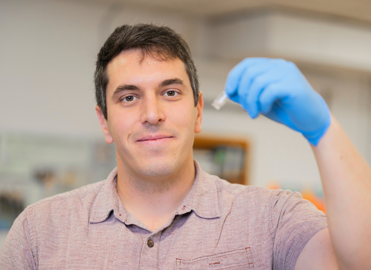 Richard Vachula in lab